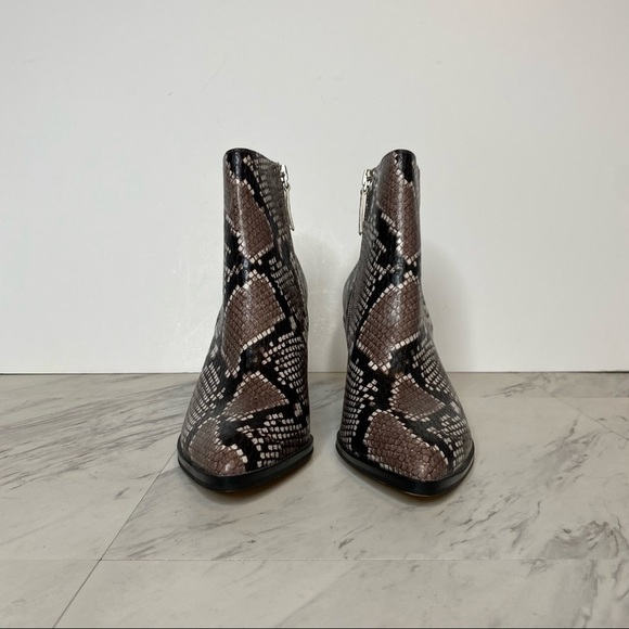 New! Treasure & Bond Braxten Snake Print Faux Leather Bootie 8M - Picture 2 of 13